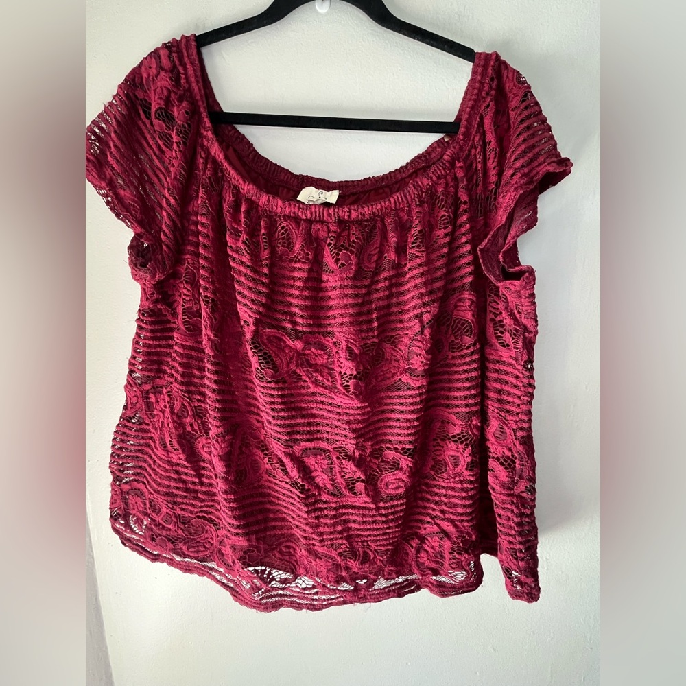 Ember Maroon Short Sleeve Lace Blouse Women’s Size 1X